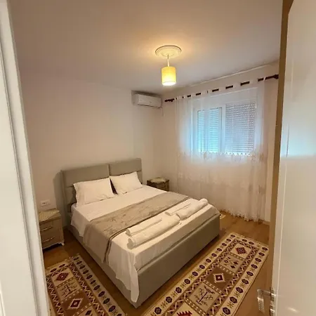 Apartment Hana Gjirokastër